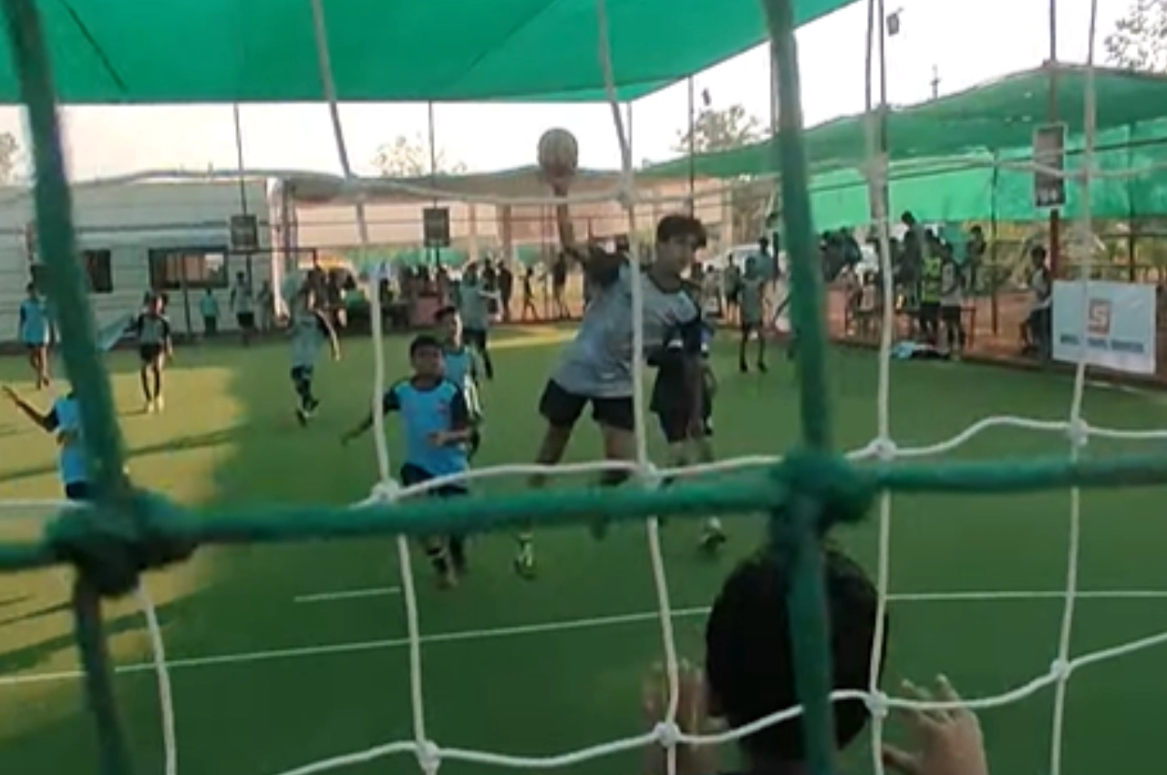 U12 Boys: Sinhagad Strikes vs Rajgad Royals